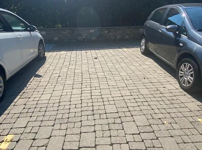 Moro Nest * Monvalle